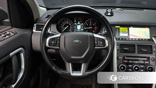 Land Rover Discovery Sports 2018 Светло-серебряный цвет из Кореи, фото 4