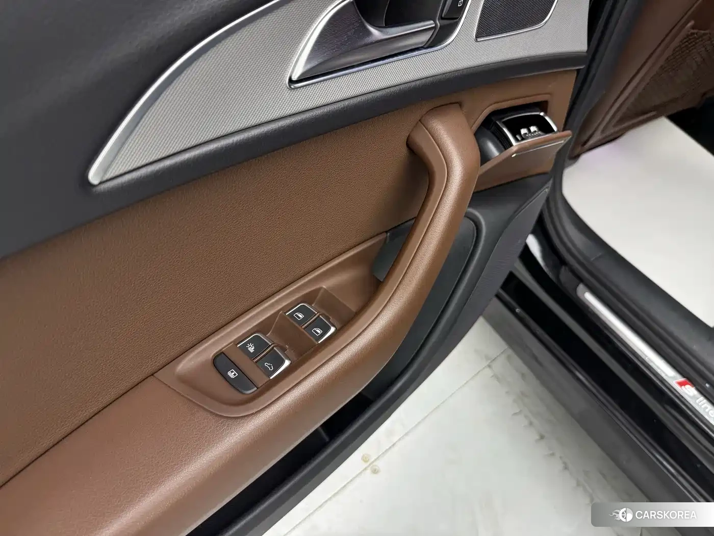 Audi A6L 2018 Черный из Китая, фото 4