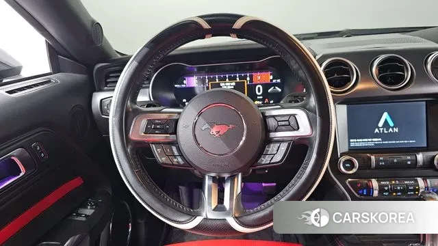 Ford Mustang 2021 Черный из Кореи, фото 4