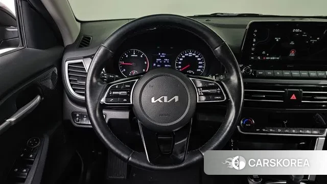 Kia Seltos 2021 Черный из Кореи, фото 4