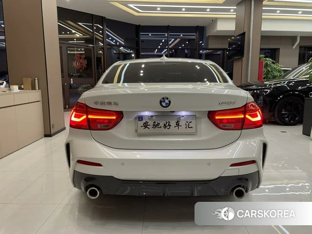 BMW 1 series 2023 Белый из Китая, фото 4