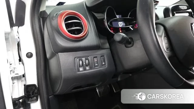 Renault Korea (Samsung) Clio 2019 Белый из Кореи, фото 4