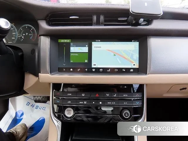 Jaguar XF (X260) 2018 Серебряный из Кореи, фото 4