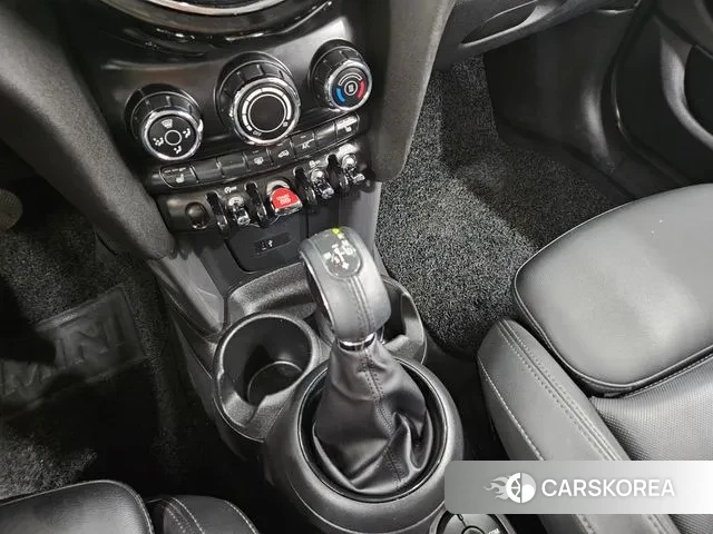 Mini Cooper 2019 Черный из Кореи, фото 4