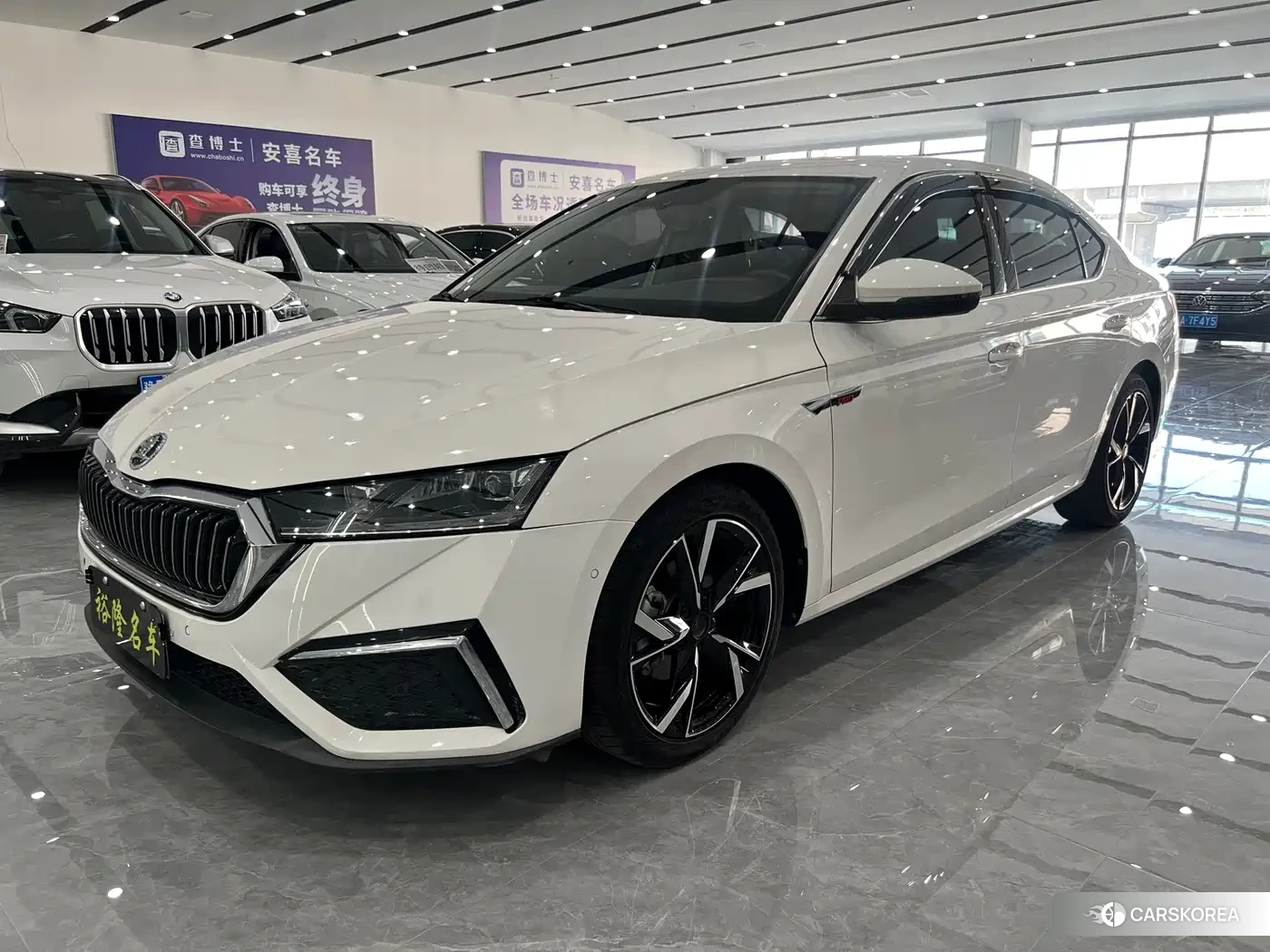 Skoda Octavia 2022 Белый из Китая, фото 4