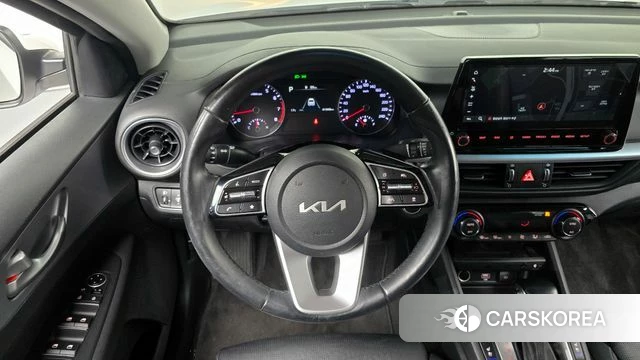 Kia The New K3 2nd generation 2021 Белый из Кореи, фото 4