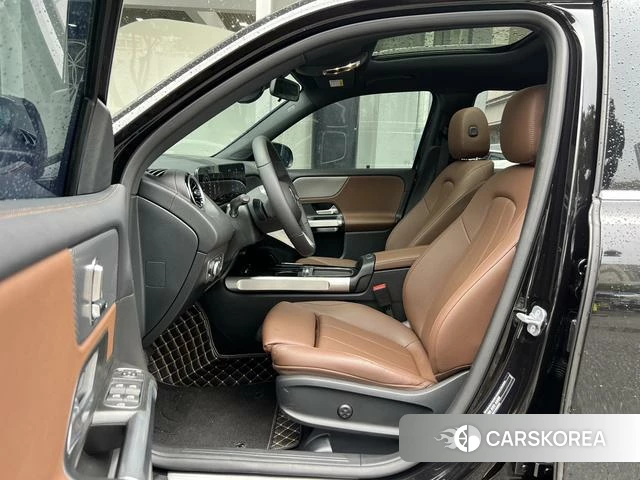 Mercedes-Benz GLB 2024 Черный из Китая, фото 4