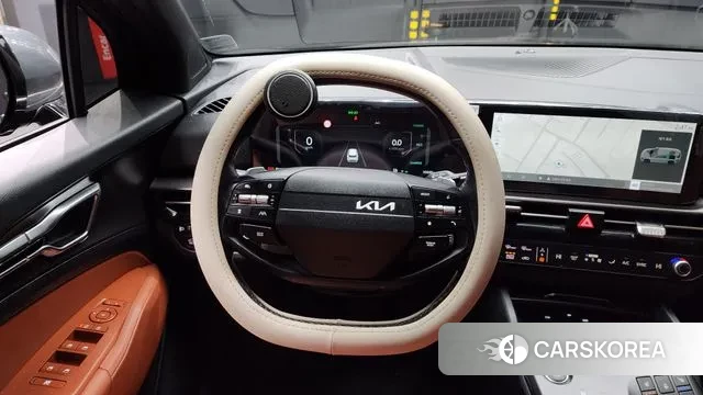 Kia The New Sportage 5th Generation Hybrid 2025 Серый из Кореи, фото 4