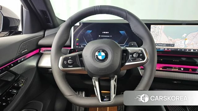 BMW 5 Series (G60) 2026 Черный из Кореи, фото 4