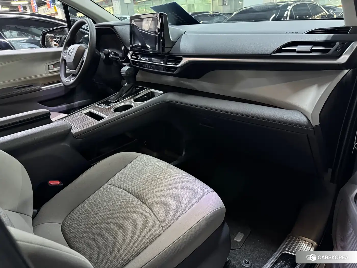 Toyota Sienna 2023 Черный из Китая, фото 4