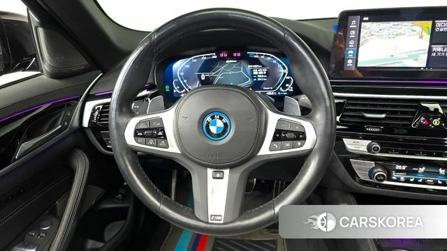 BMW 5 Series (G30) 2023 Черный из Кореи, фото 4