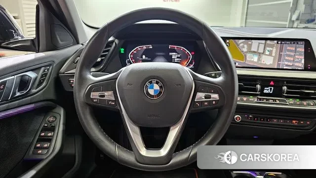 BMW 1 Series (F40) 2020 Черный из Кореи, фото 4