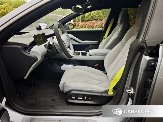 Weilai ET5T 2026 Темно-серый из Китая, фото 4