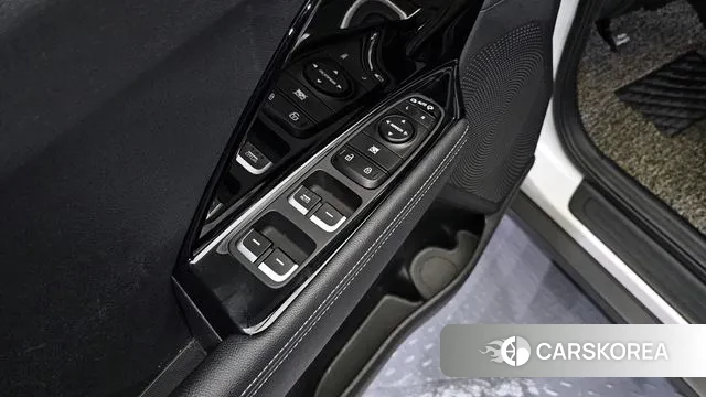 Kia Niro 2018 Белый из Кореи, фото 4