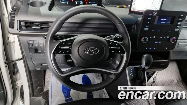 Hyundai Staria 2022 Белый из Кореи, фото 4