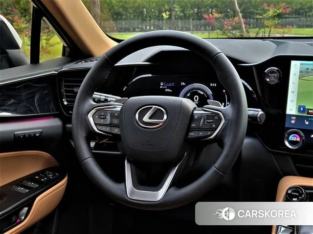 Lexus NX350h Second generation 2025 Белый из Кореи, фото 4