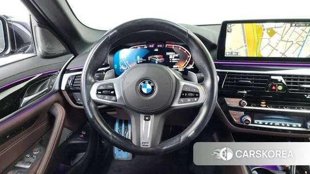 BMW 5 Series (G30) 2022 Черный из Кореи, фото 4