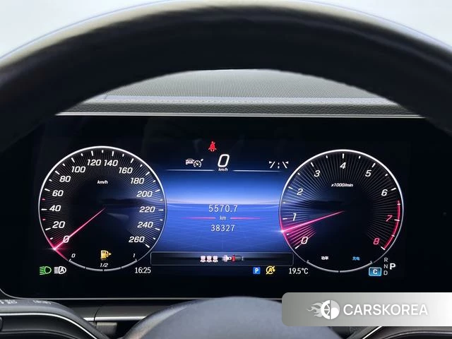 Mercedes-Benz GLE (import) 2024 Черный из Китая, фото 4