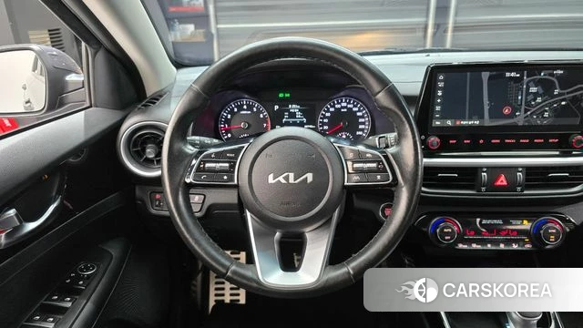 Kia The New K3 2nd generation 2022 Серый из Кореи, фото 4