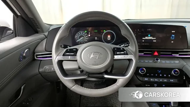 Hyundai The New Avante (CN7) 2024 Белый из Кореи, фото 4