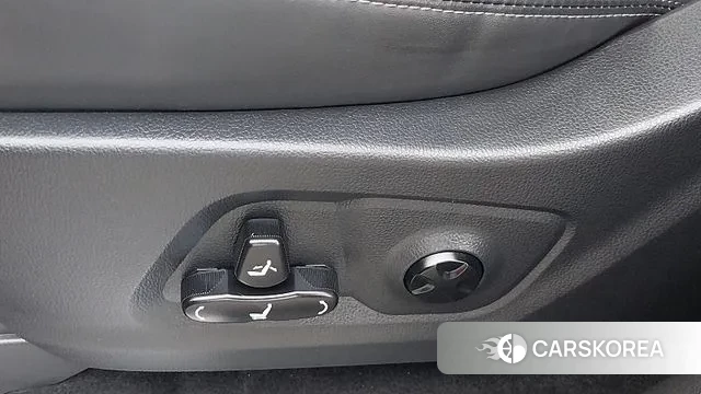 Ssangyong Rexton Sports Cannes 2019 Серебристо-серый из Кореи, фото 4