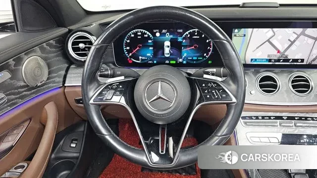 Mercedes-Benz E-Class W213 2022 Белый из Кореи, фото 4