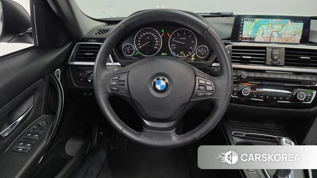 BMW 3 Series (F30) 2018 Белый из Кореи, фото 4