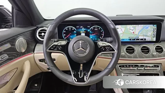 Mercedes-Benz E-Class W213 2023 Черный из Кореи, фото 4