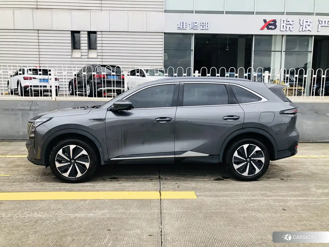 Chang'an CS75PLUS 2026 Silver/gray из Китая, фото 4