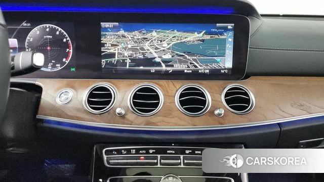 Mercedes-Benz E-Class W213 2019 Белый из Кореи, фото 4
