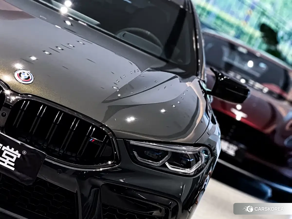BMW M8 2023 Silver/gray из Китая, фото 5