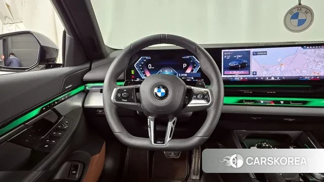 BMW 5 Series (G60) 2025 Черный из Кореи, фото 4