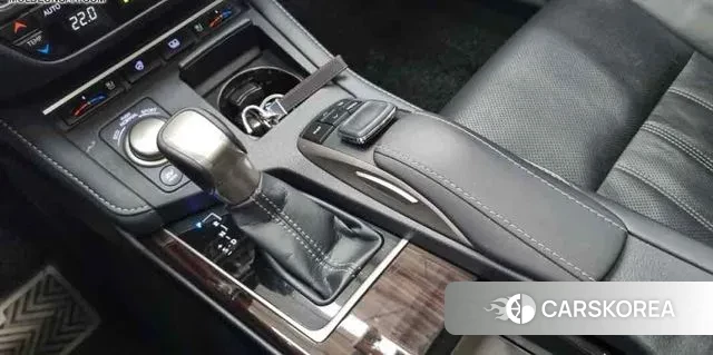 Lexus New ES300h 2018 Серебряный из Кореи, фото 4