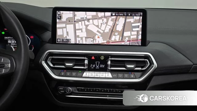BMW X3 (G01) 2024 Белый из Кореи, фото 4