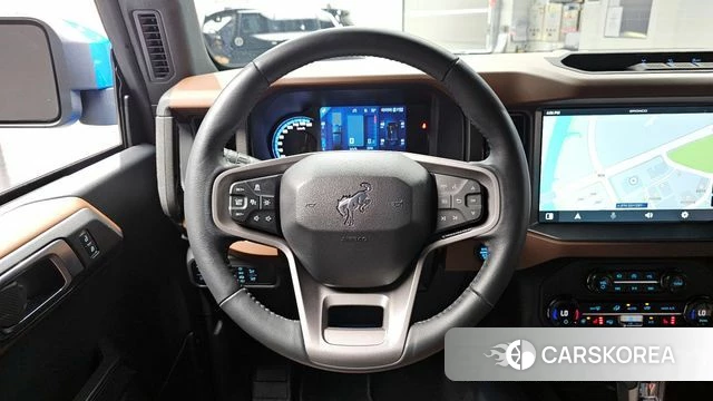 Ford Bronco 6th Generation 2024 Синий из Кореи, фото 4