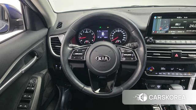 Kia Seltos 2019 Синий из Кореи, фото 4