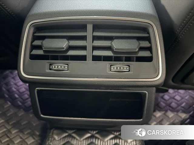 Audi A7 2022 Белый из Китая, фото 4