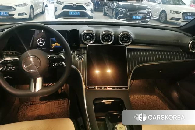 Mercedes-Benz Class C 2024 Белый из Китая, фото 4