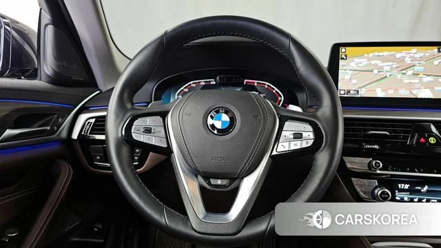 BMW 5 Series (G30) 2023 Черный из Кореи, фото 4