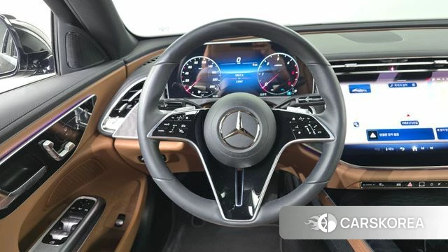 Mercedes-Benz E-Class W214 2025 Черный из Кореи, фото 4