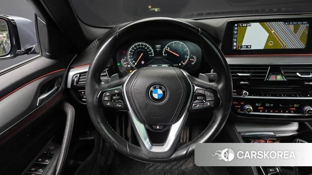 BMW 5 Series (G30) 2018 Серый из Кореи, фото 4