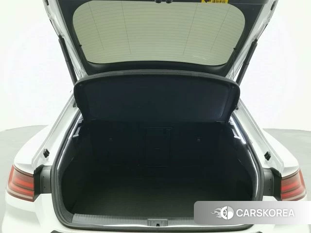 Volkswagen CC 2023 Белый из Китая, фото 4
