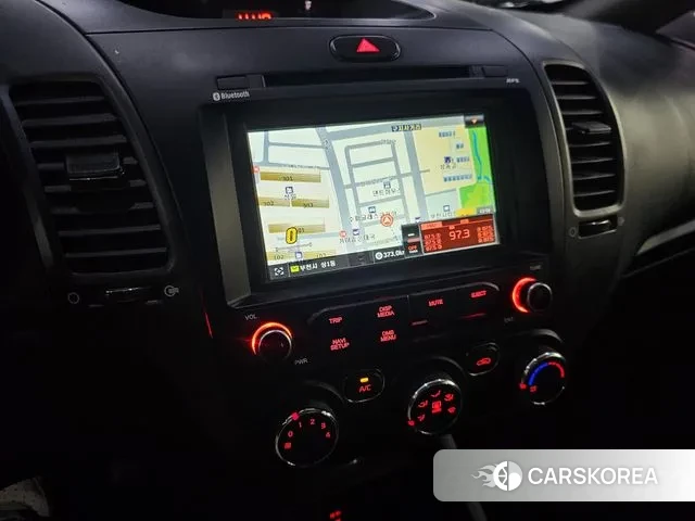 Kia The New K3 2018 Белый из Кореи, фото 4