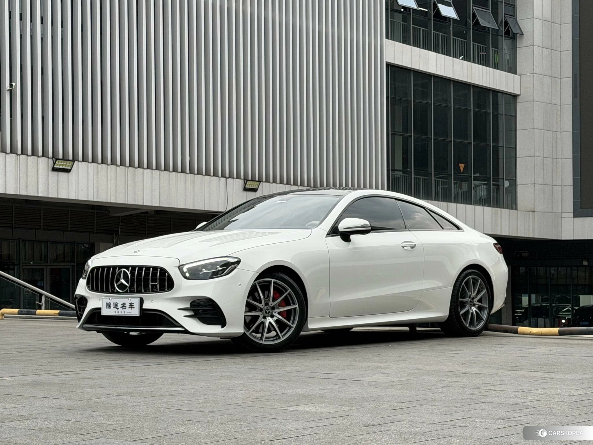 Mercedes-Benz E-class (imported) 2022 Белый из Китая, фото 4