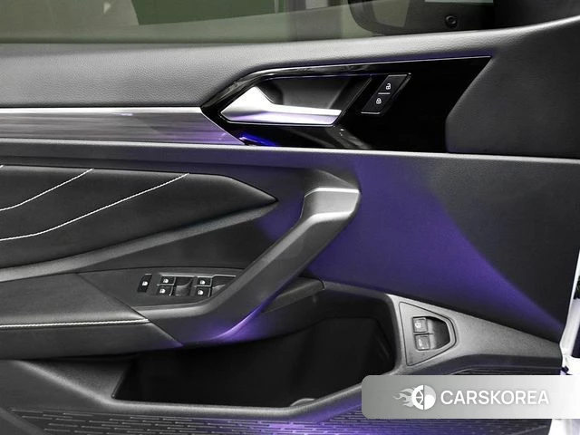 Volkswagen 7th Generation of Jetta 2023 Белый из Кореи, фото 4