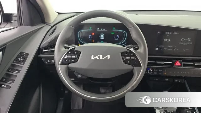 Kia Di Ol Nu Niro 2022 Белый из Кореи, фото 4
