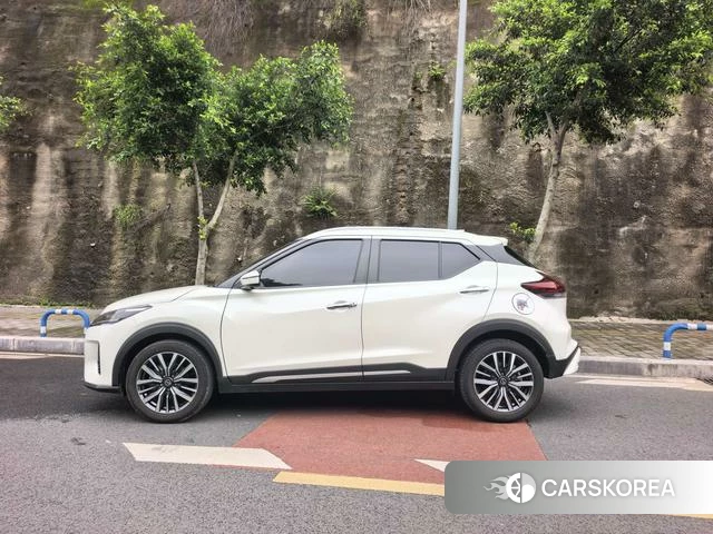 Nissan Jinke 2023 Белый из Китая, фото 4