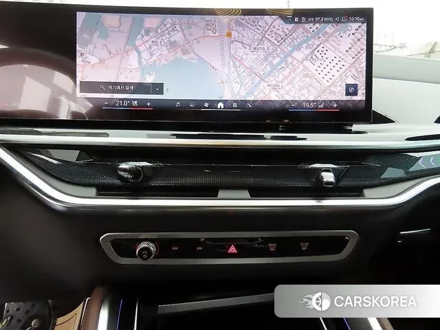 BMW X6 (G06) 2025 Черный из Кореи, фото 4