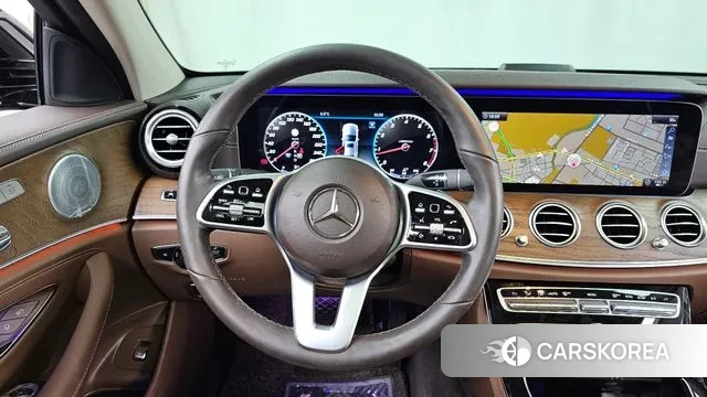 Mercedes-Benz E-Class W213 2019 Черный из Кореи, фото 4