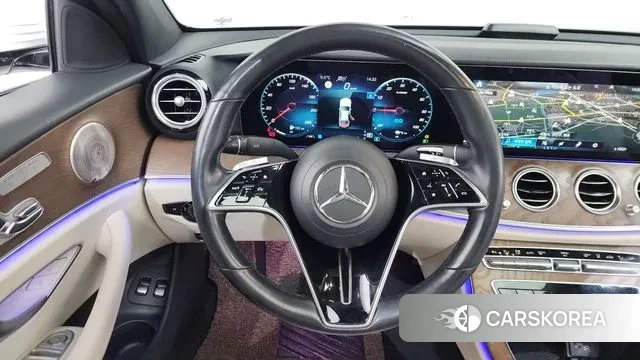 Mercedes-Benz E-Class W213 2021 Белый из Кореи, фото 4